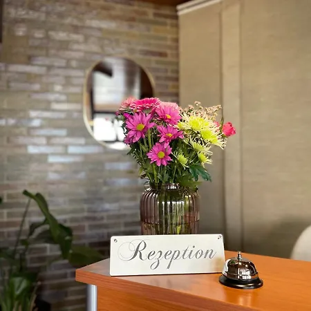 Hotel-pension Hommen 3* Кобленц