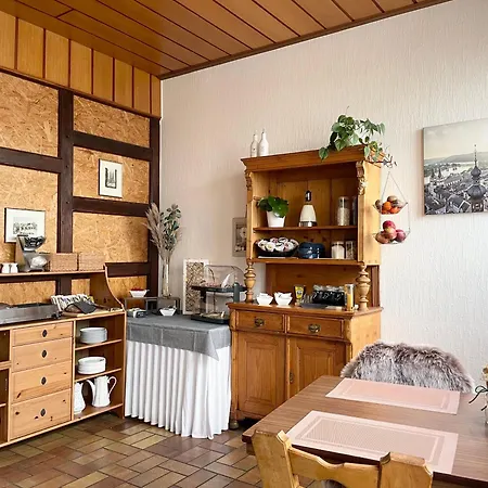 Hotel-pension Hommen 3* Κόμπλεντς