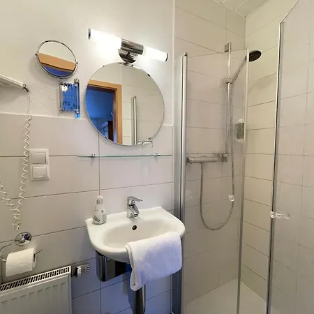 Ξενοδοχείο Hotel-pension Hommen 3*