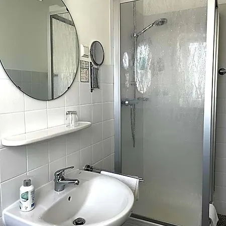 Hotel-pension Hommen Otel 3*