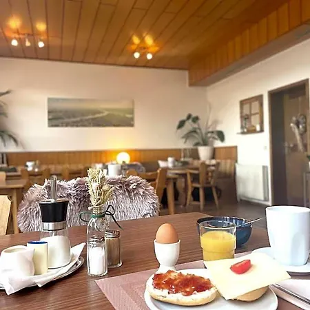 Hotel-pension Hommen Otel 3*