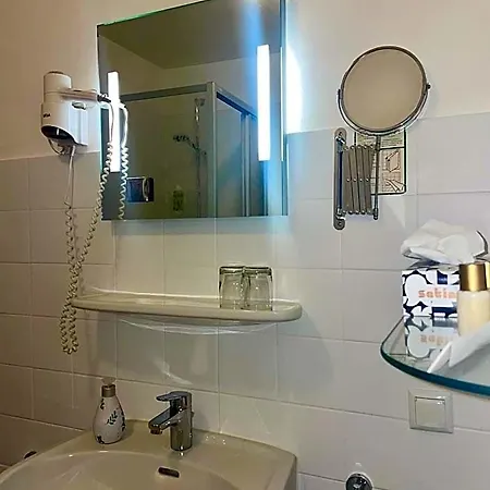 Hotel-pension Hommen Koblenz (Rhineland-Palatinate)
